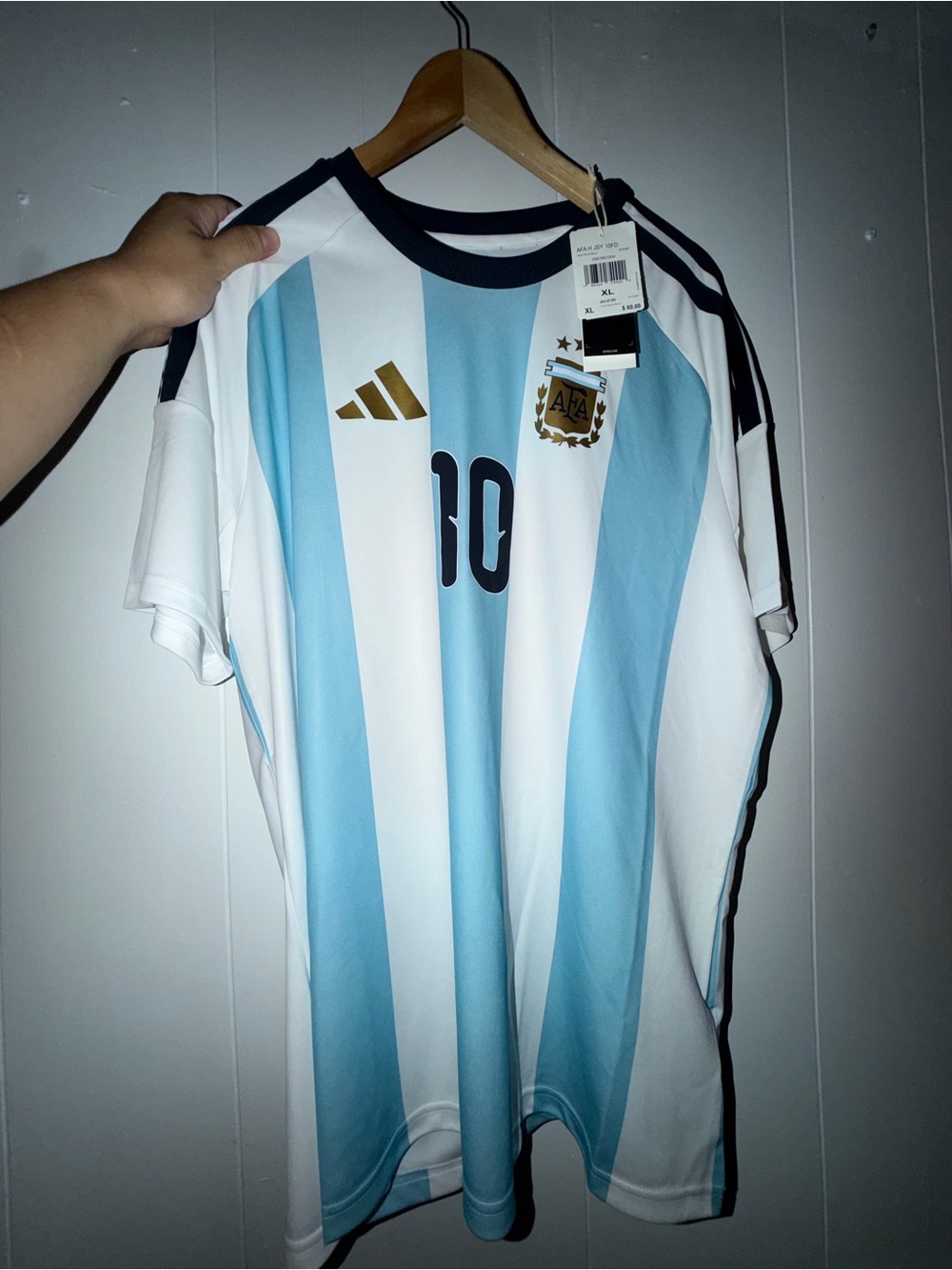 Men Adidas Lionel Messi home jersey #10 Size XL